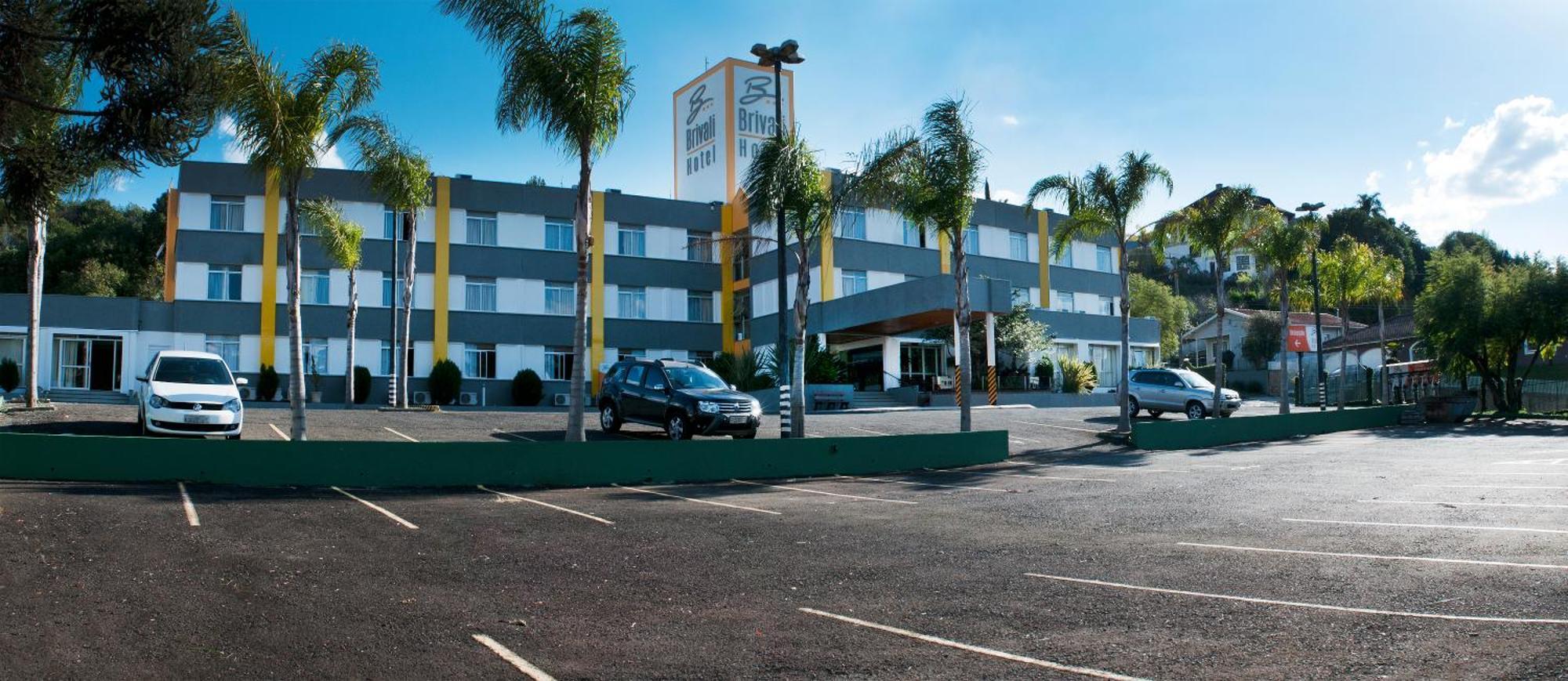 Brivali Hotel Centro 酒店 Cacador