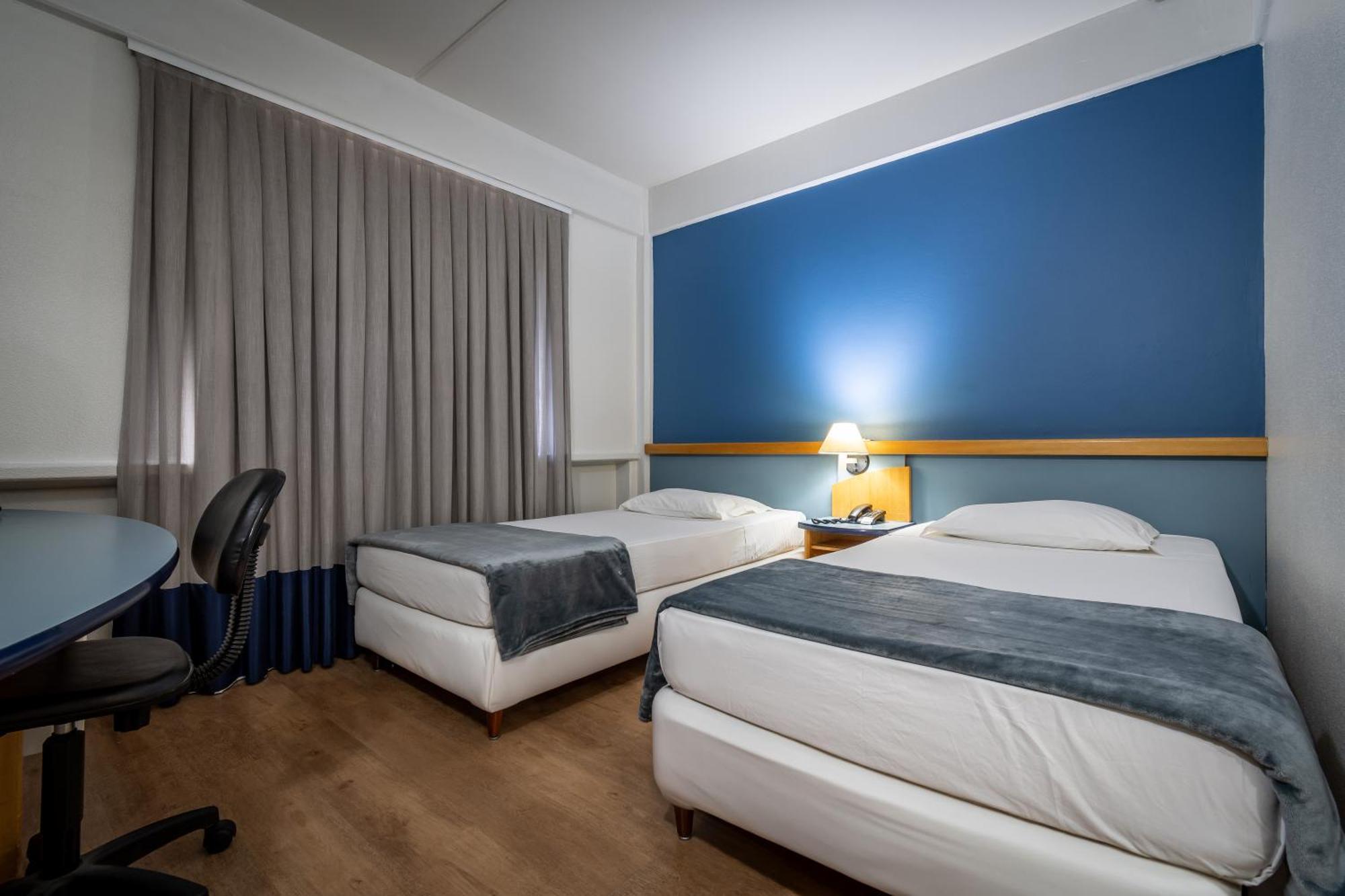 Brivali Hotel Centro 3*