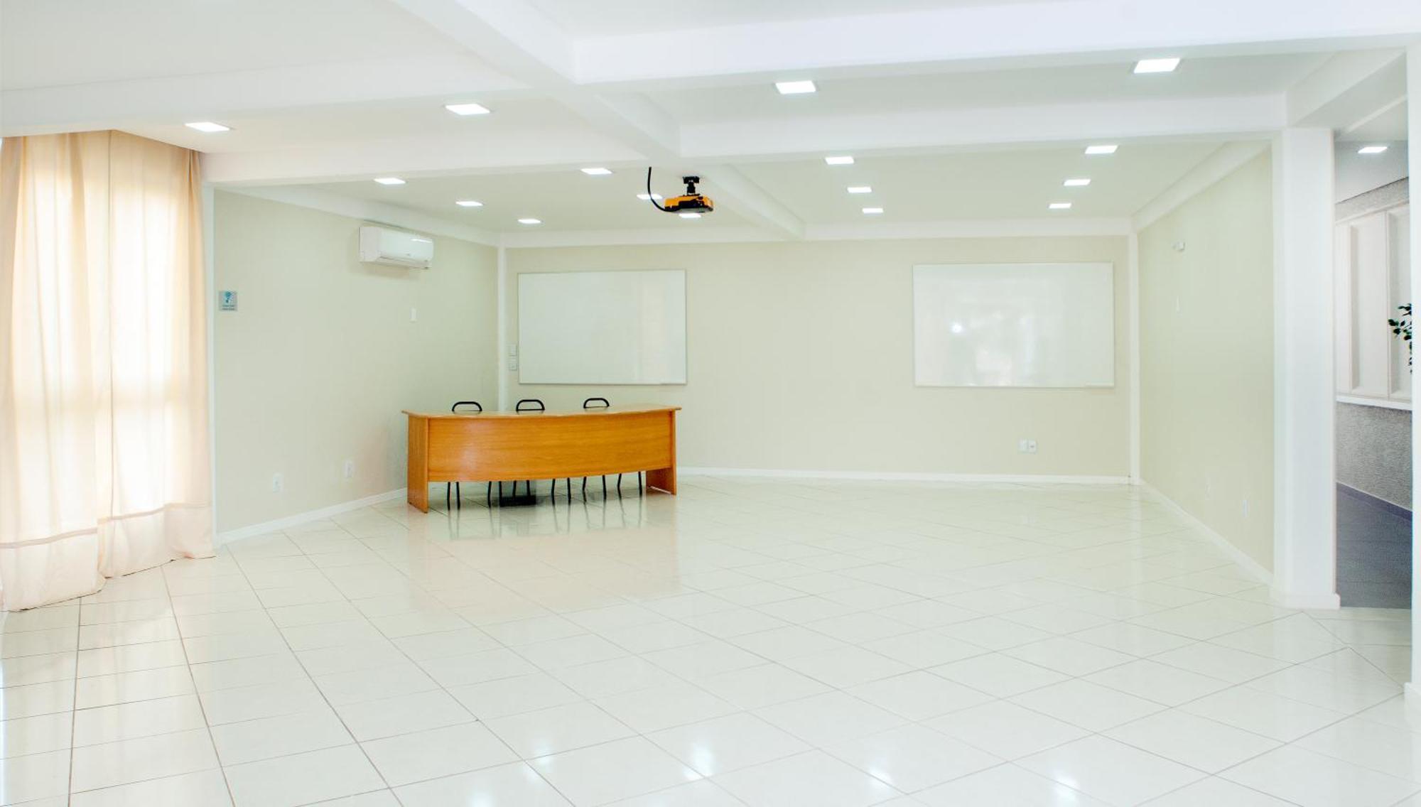 Brivali Hotel Centro 酒店 3*