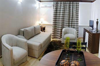 酒店 Brivali Hotel Centro 3*