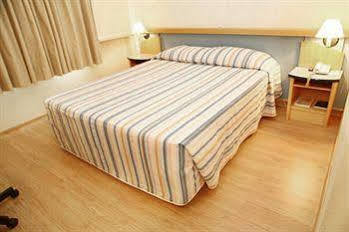酒店 Brivali Hotel Centro 3*